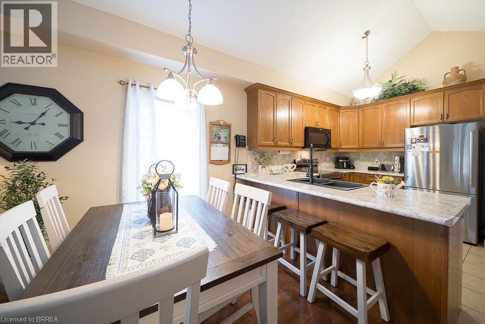 15 Millcroft Drive Property Photo 11