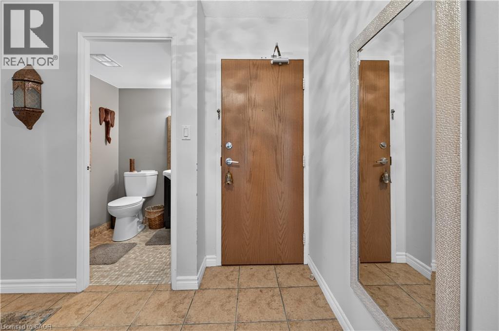 150 Charlton Avenue E Unit# 804 Property Photo 2
