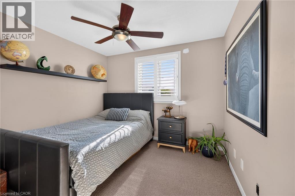 4377 Beverley Crescent Property Photo 29