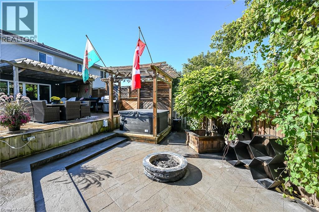 4377 Beverley Crescent Property Photo 48