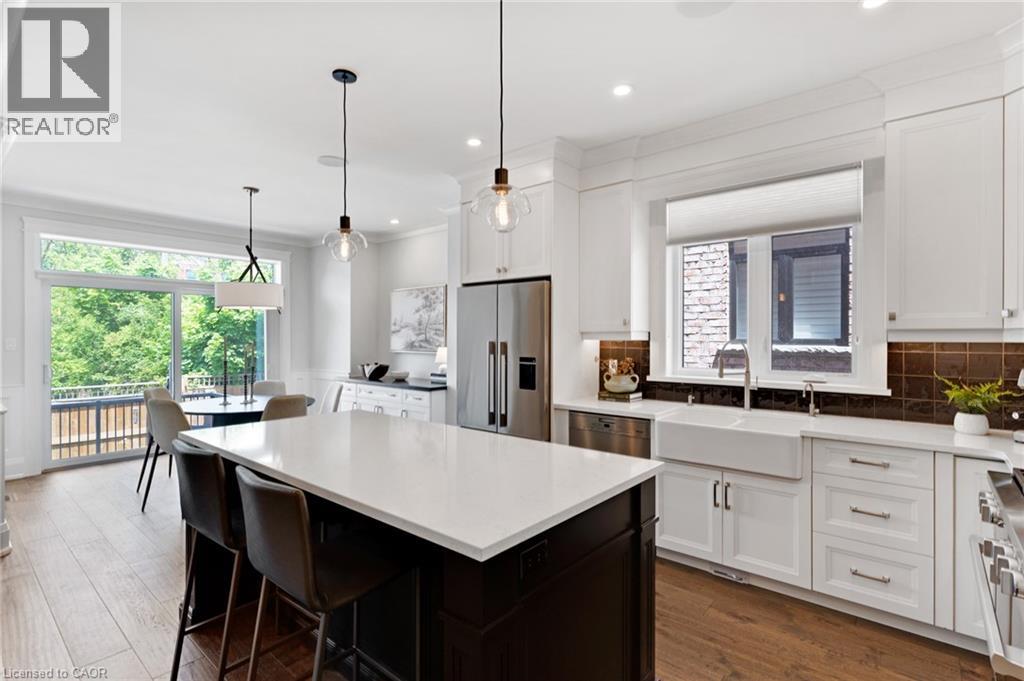 12 George Street Property Photo 9