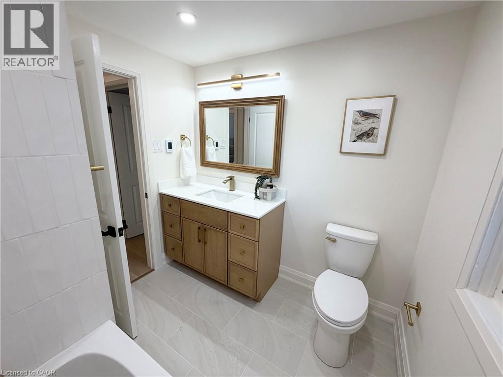 2379 Maryvale Court Property Photo 14