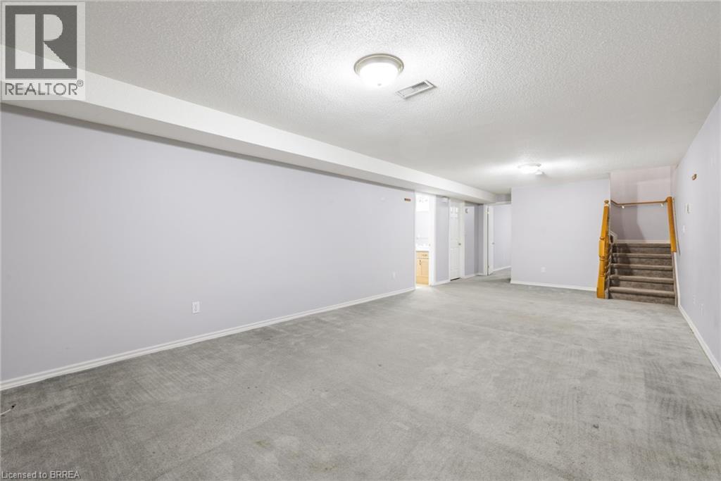 570 West Street Unit# 2 Property Photo 9