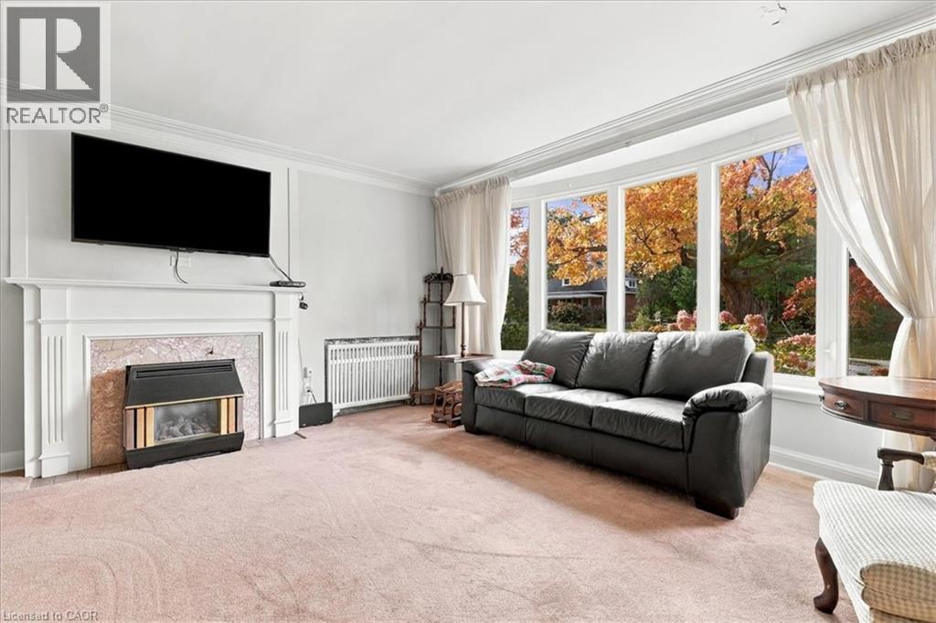 85 Hungerford Road Property Photo 9