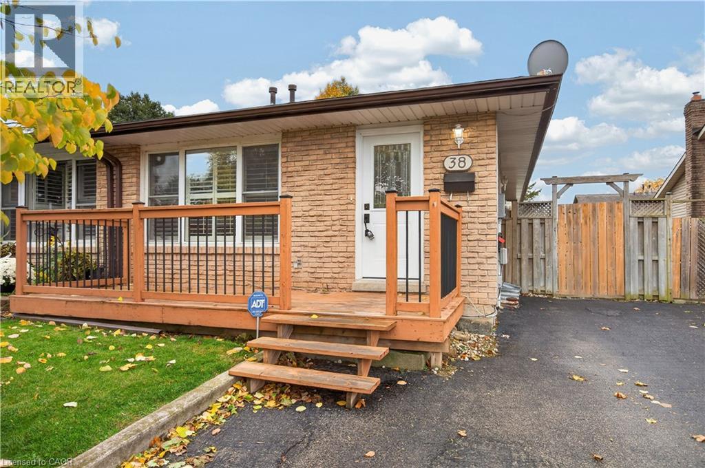 38 Southglen Road Property Photo 2
