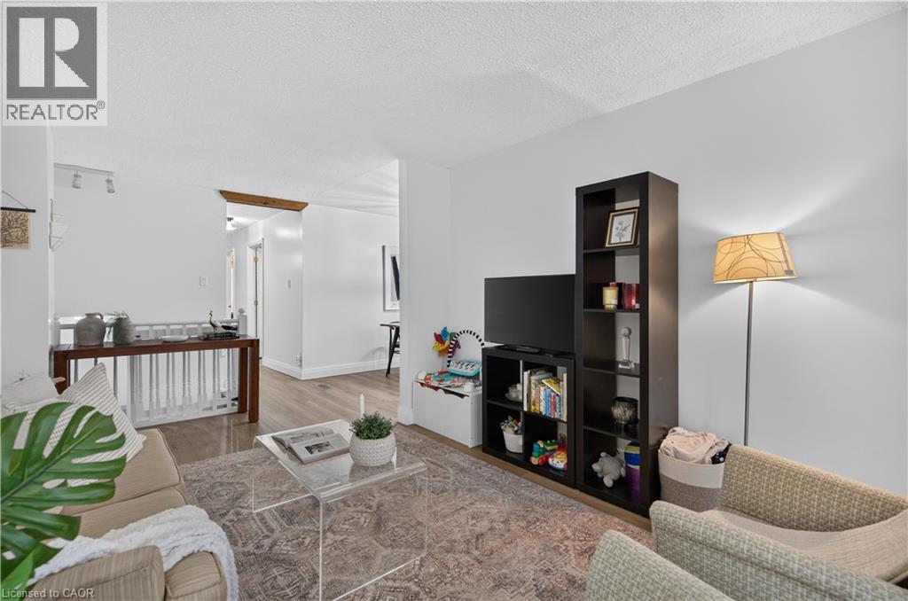 38 Southglen Road Property Photo 8