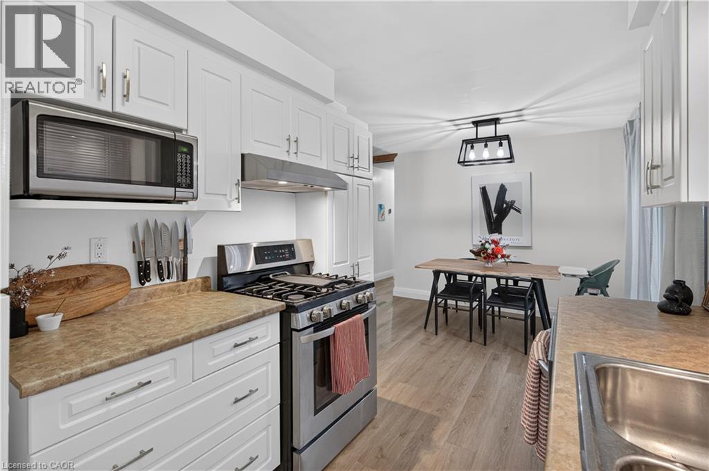 38 Southglen Road Property Photo 12