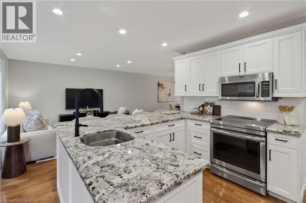 3523 Kingbird Court Property Photo 12
