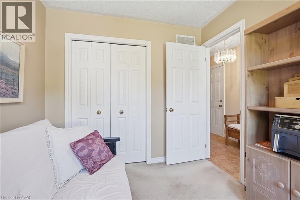 9 Kinsman Court S Property Photo 26