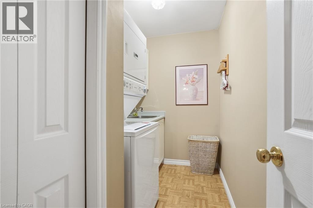 9 Kinsman Court S Property Photo 29