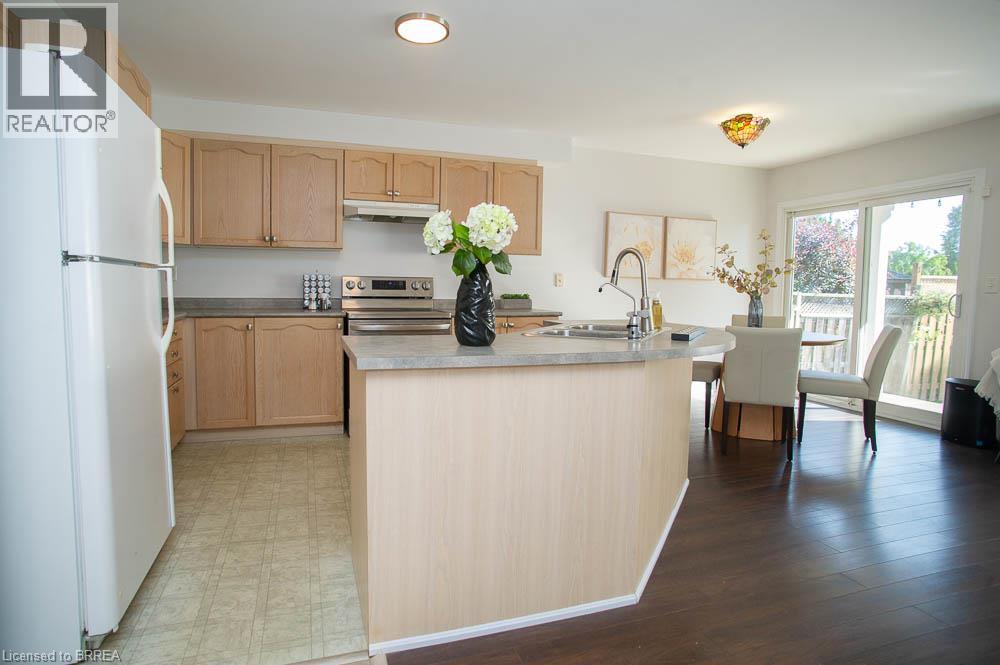 48 Lovell Crescent Property Photo 12