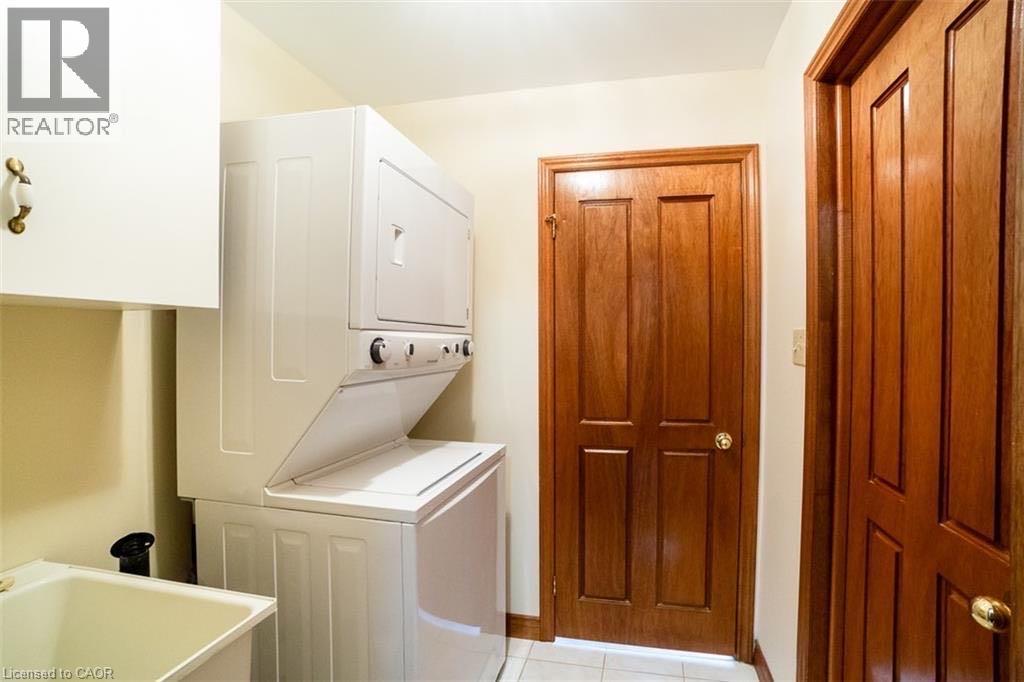 147 Locheed Drive Unit# Main Property Photo 8