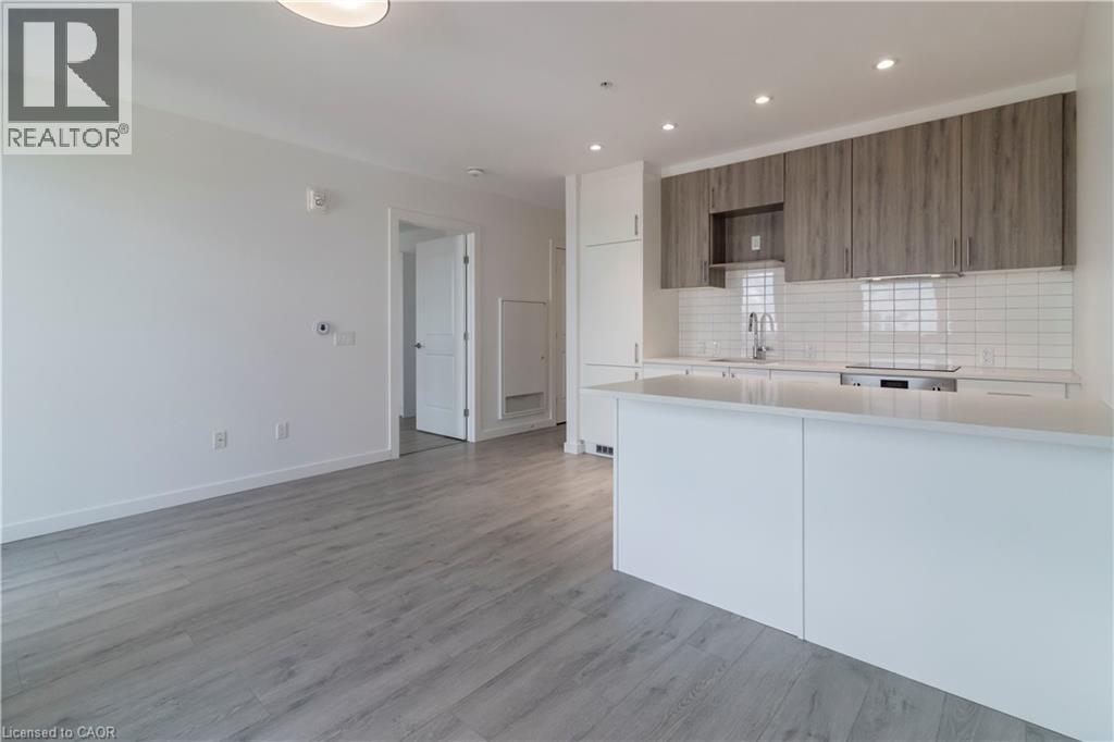181 King Street S Unit# 1411 Property Photo 6