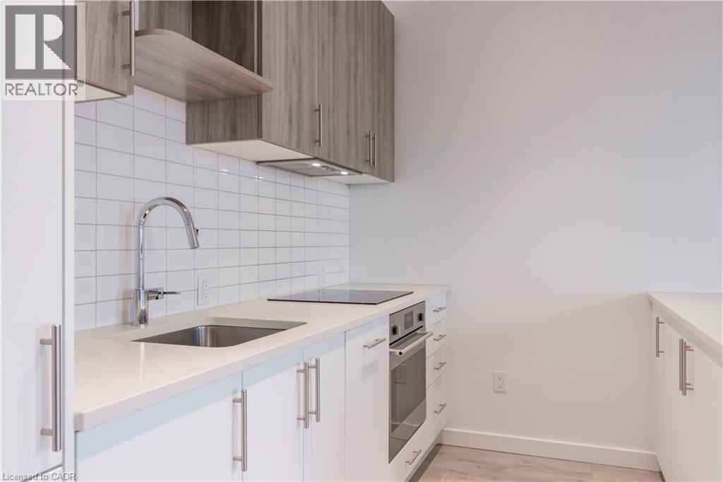181 King Street S Unit# 1411 Property Photo 10