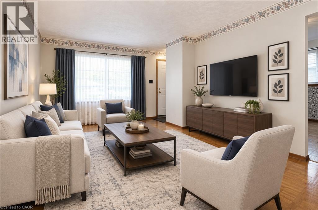 113 First Avenue W Property Photo 5