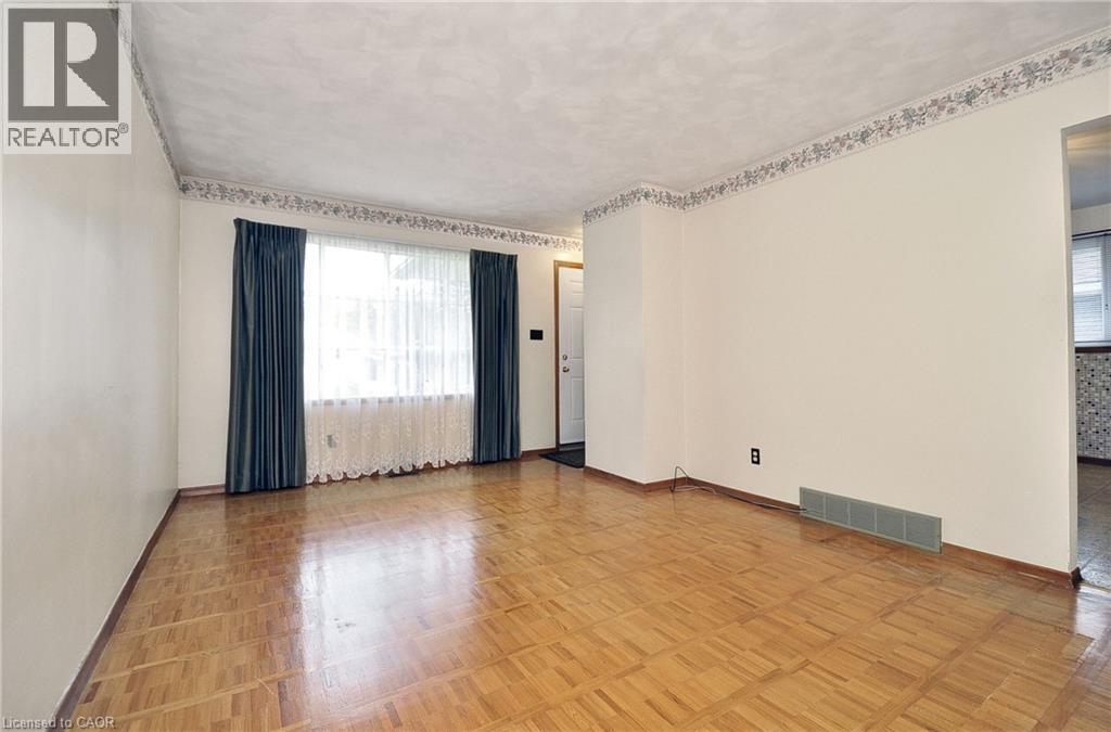 113 First Avenue W Property Photo 6