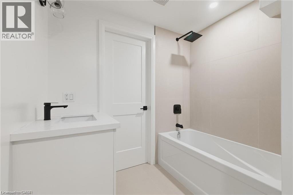 36 Elliott Street Unit# 1 Property Photo 8