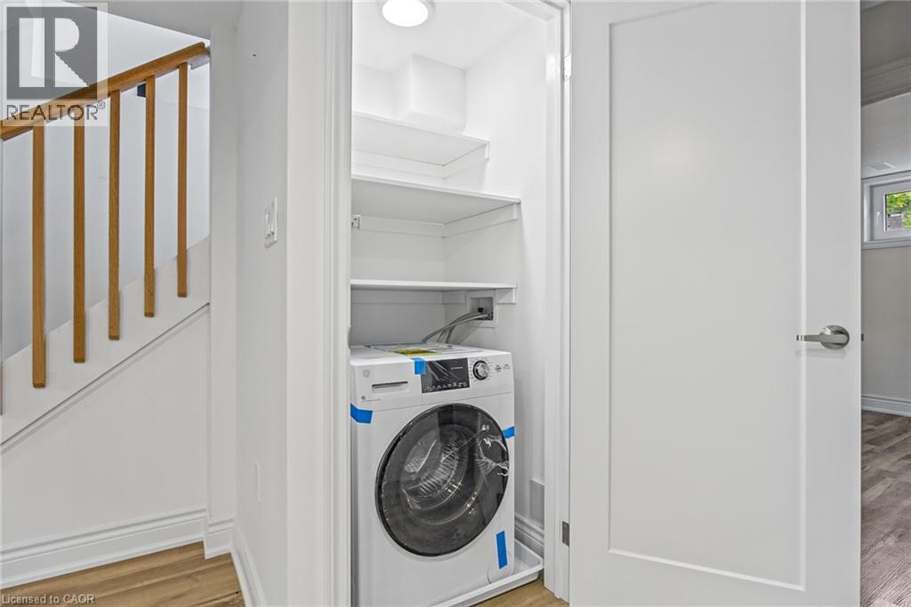156 East 36th Street Unit# Lower Property Photo 25