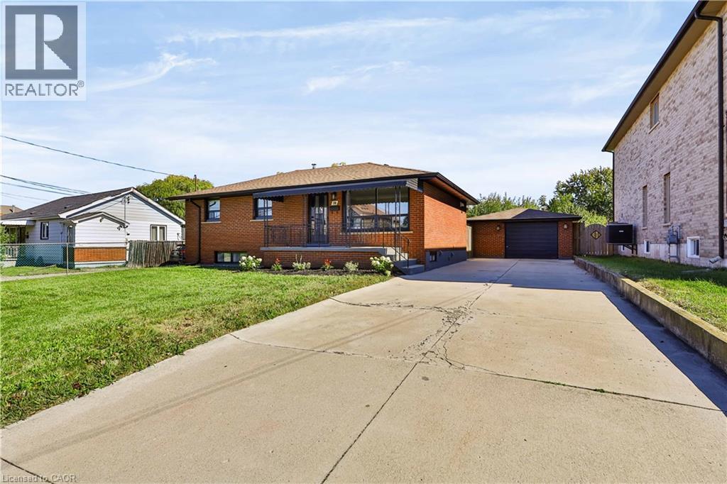 38 Deerhurst Road Property Photo 2