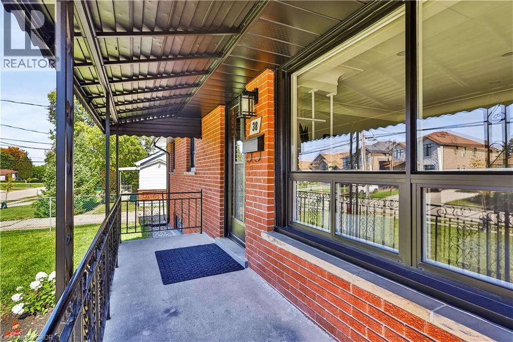38 Deerhurst Road Property Photo 3