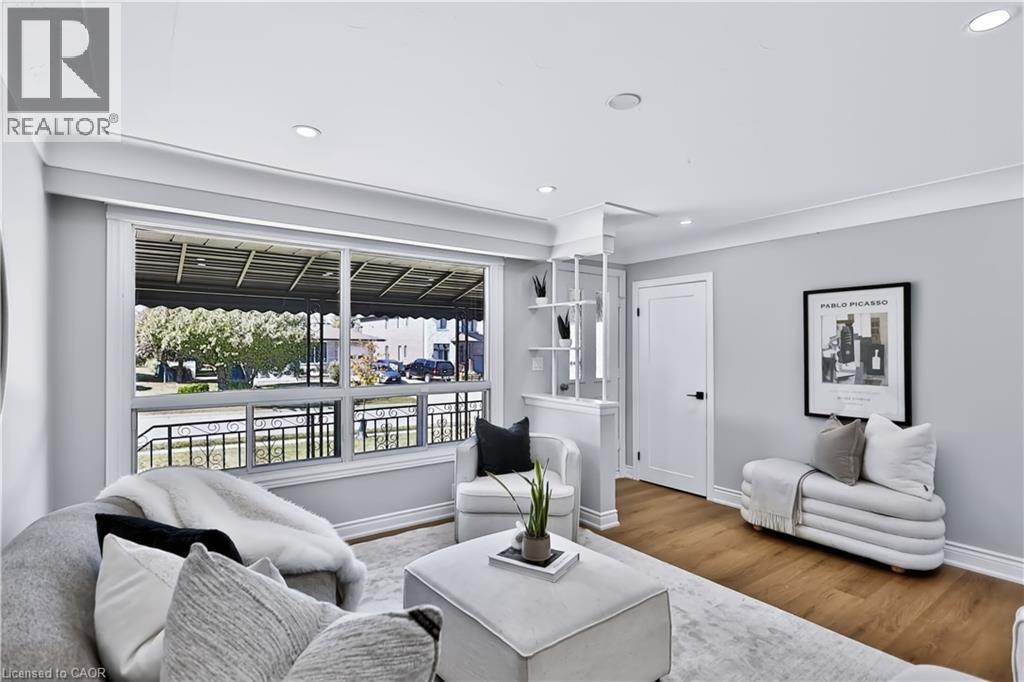 38 Deerhurst Road Property Photo 6