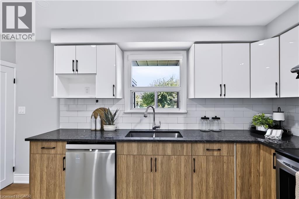 38 Deerhurst Road Property Photo 8