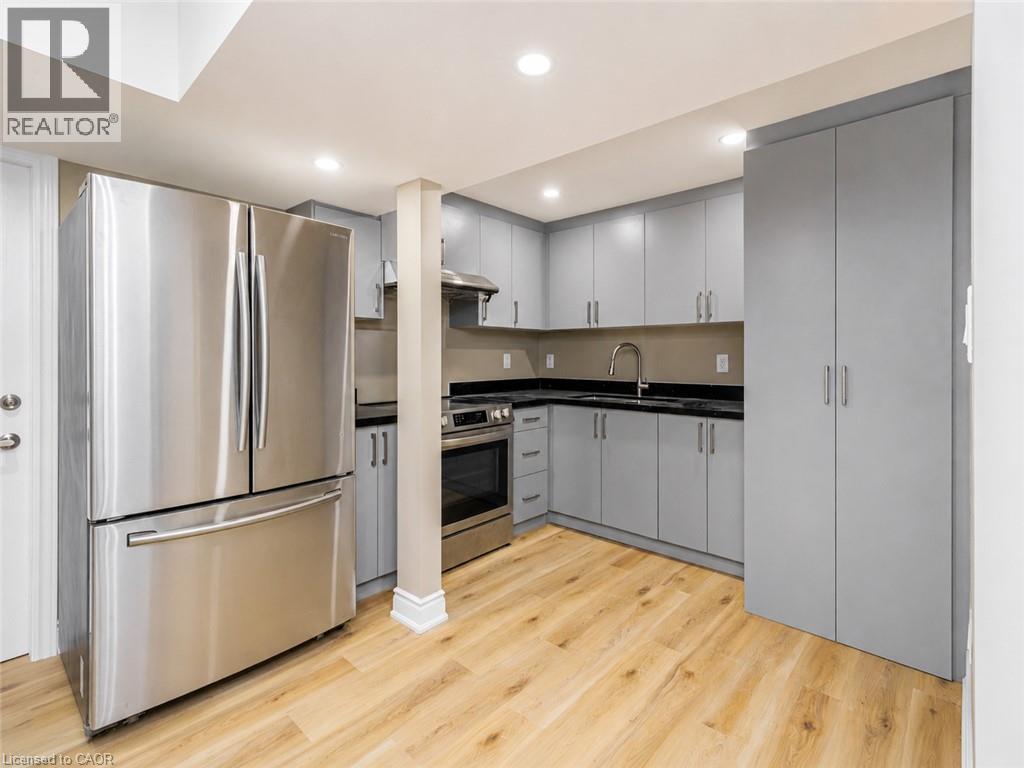 485 Avens Street Unit# Lower Property Photo 6