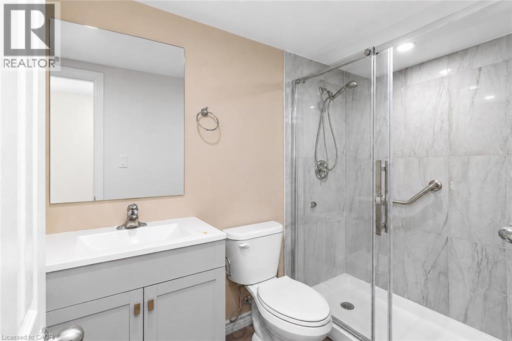 485 Avens Street Unit# Lower Property Photo 8