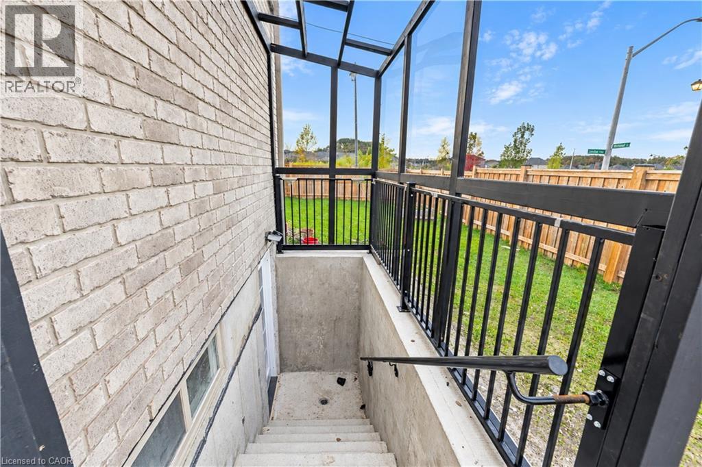 485 Avens Street Unit# Lower Property Photo 10