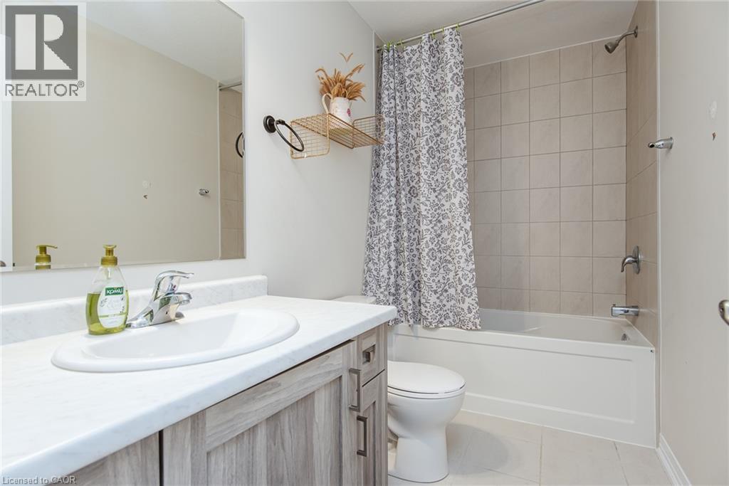 120 Monarch Woods Drive Property Photo 26