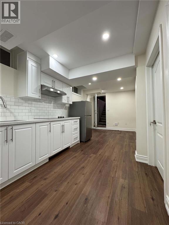 44 Sugarberry Drive Property Photo 6