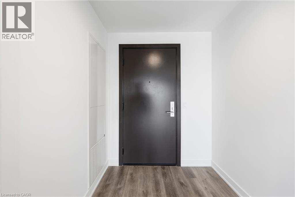 91 John Street N Unit# 606 Property Photo 3