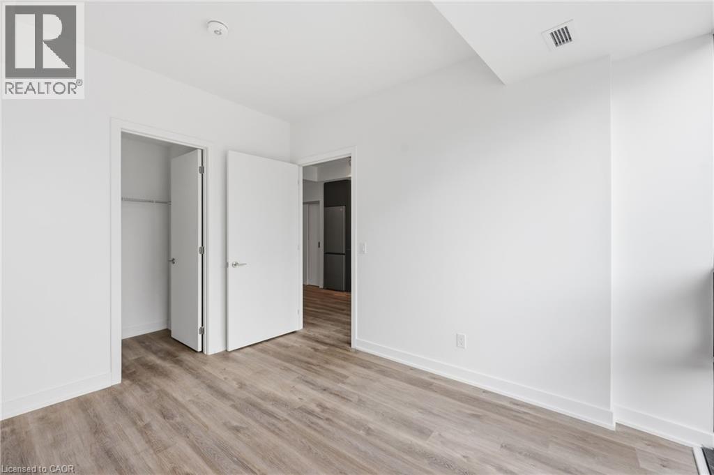 91 John Street N Unit# 606 Property Photo 9