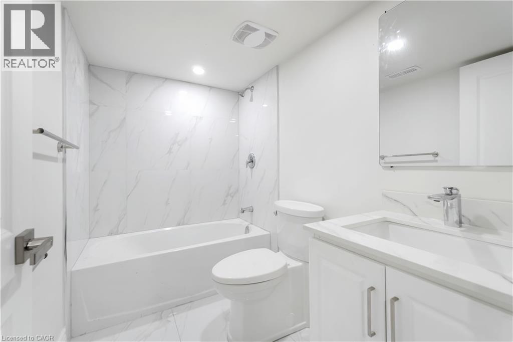 18 Mountain Street Unit# 3 Property Photo 10