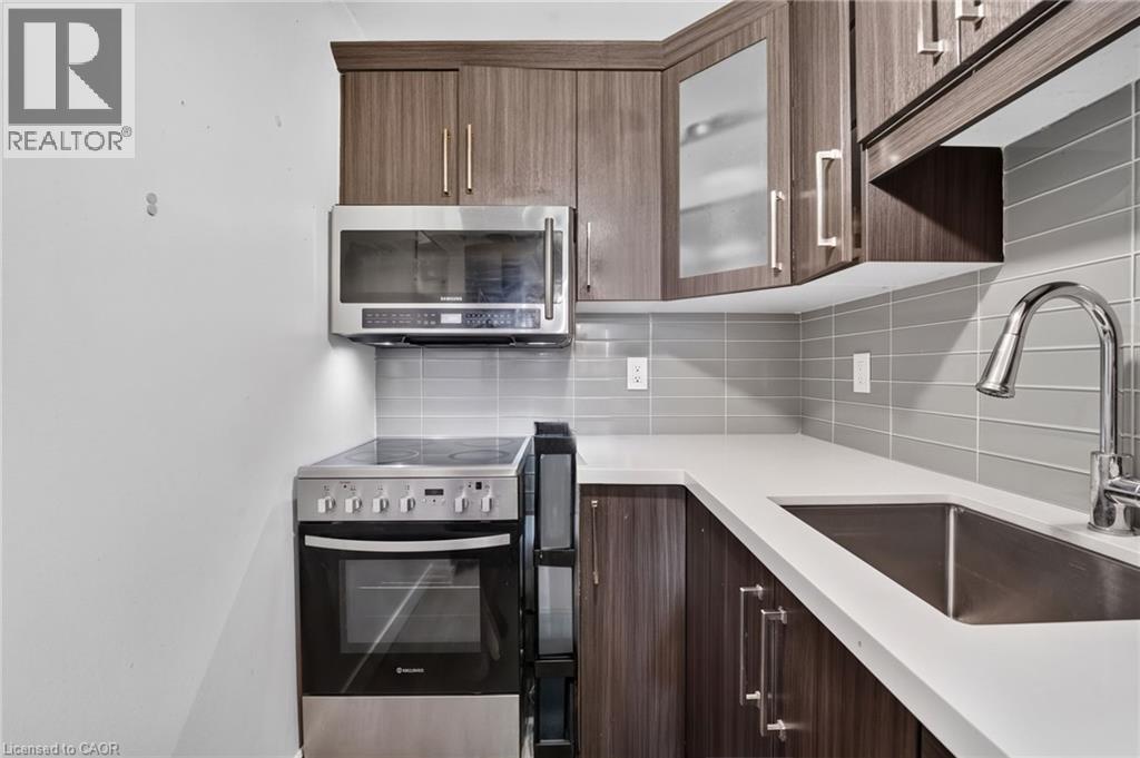 150 Charlton Avenue E Unit# 2905 Property Photo 11