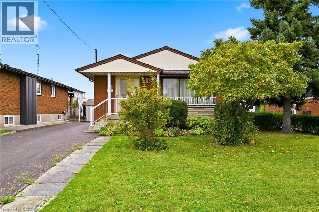 138 Luscombe Street Property Photo 2