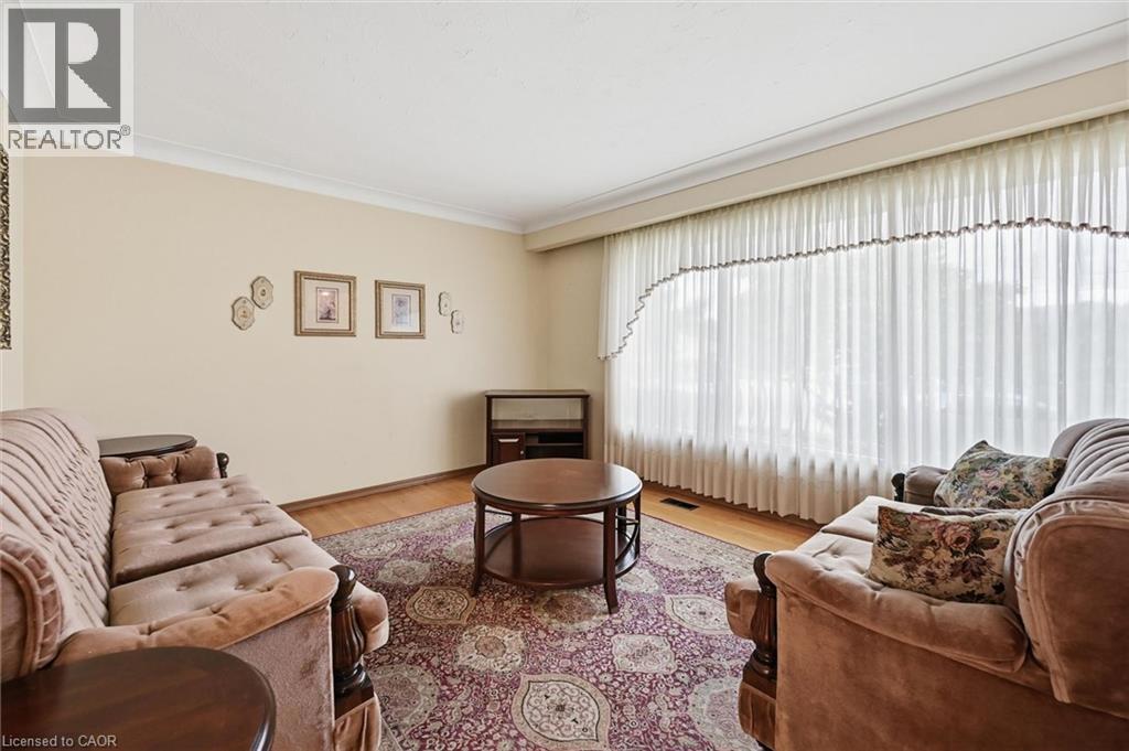 138 Luscombe Street Property Photo 6