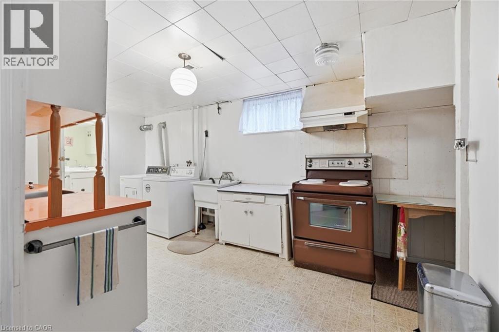 138 Luscombe Street Property Photo 23