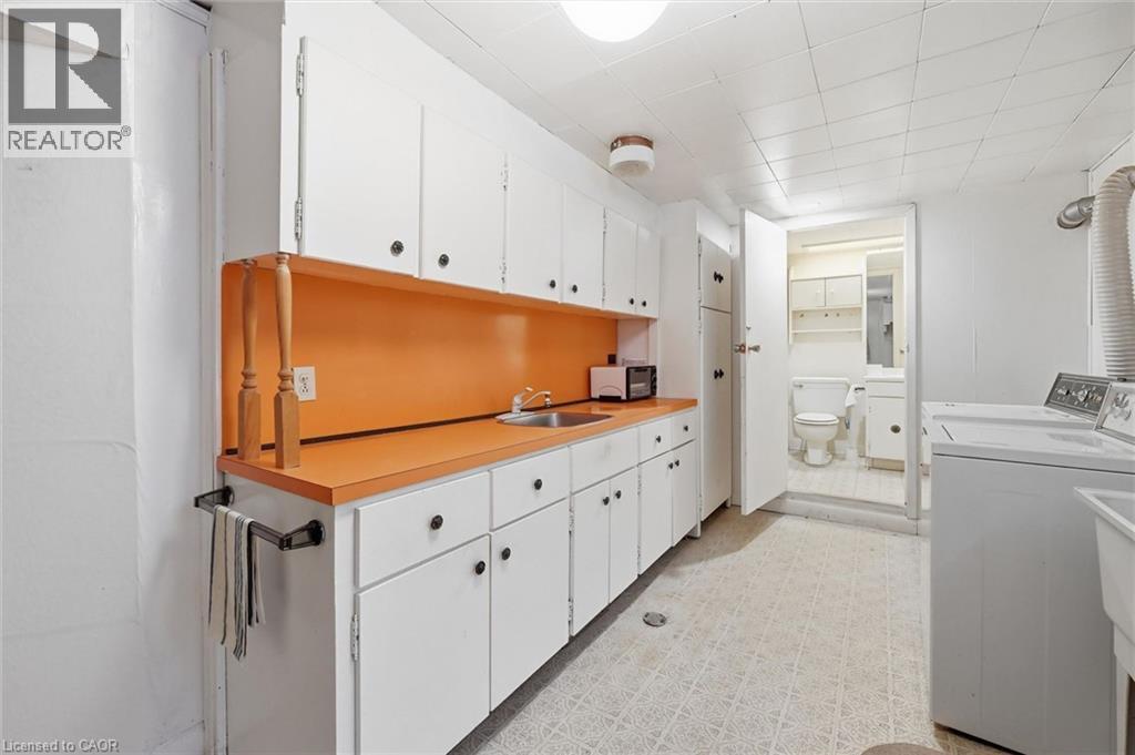 138 Luscombe Street Property Photo 24