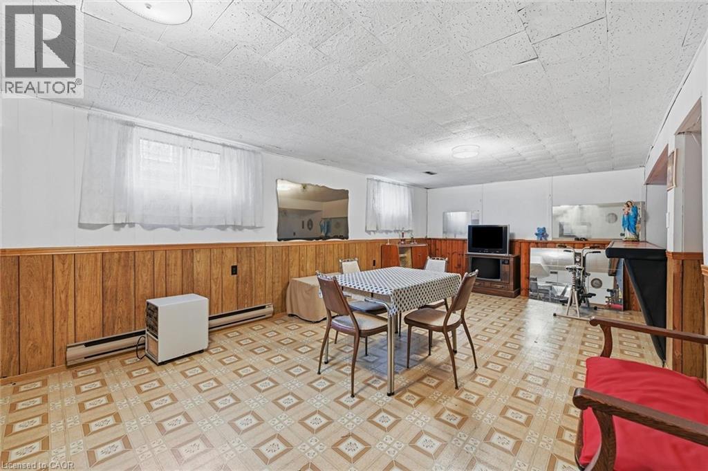 138 Luscombe Street Property Photo 27
