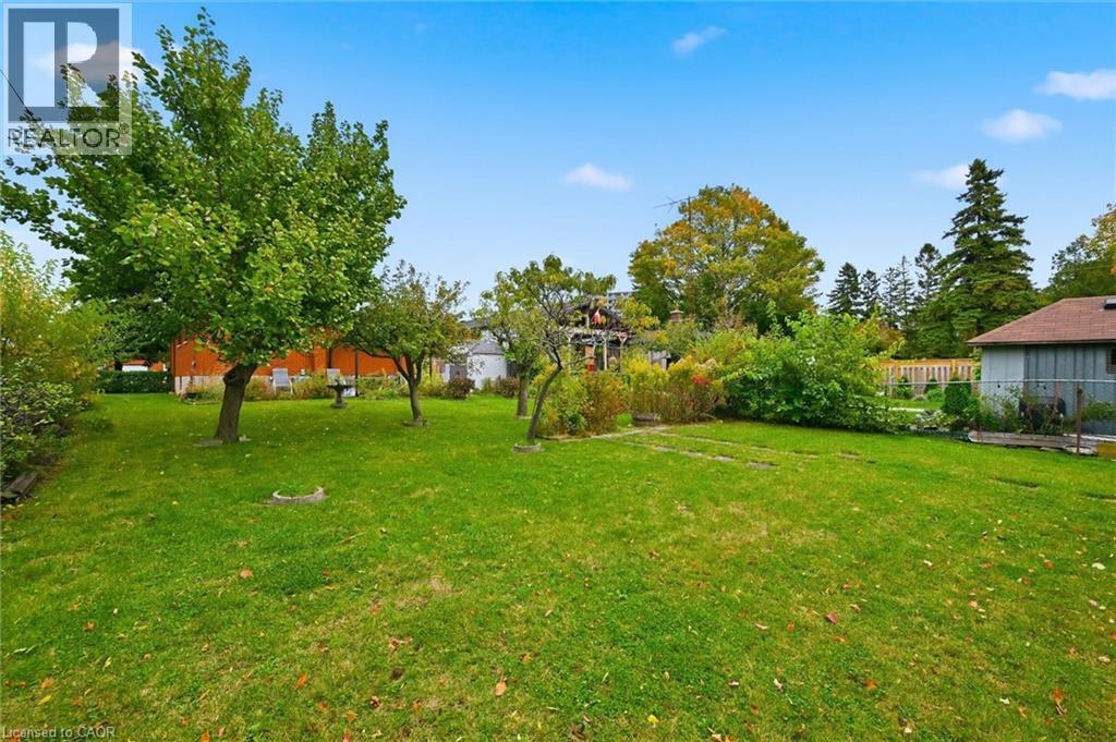 138 Luscombe Street Property Photo 33