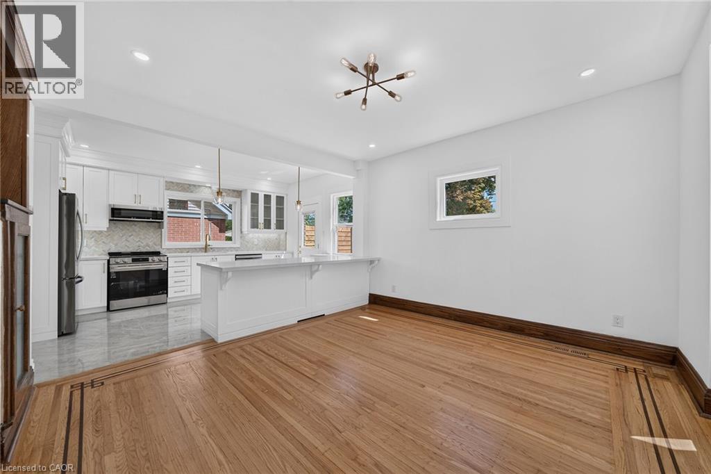 229 Park Row S Property Photo 20