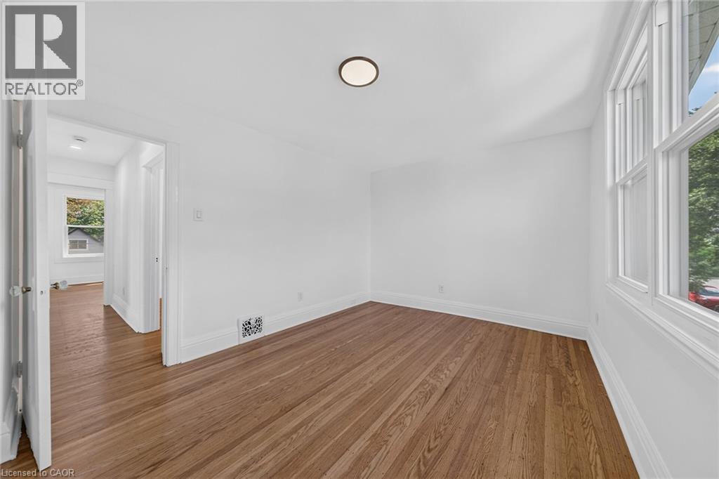 229 Park Row S Property Photo 29