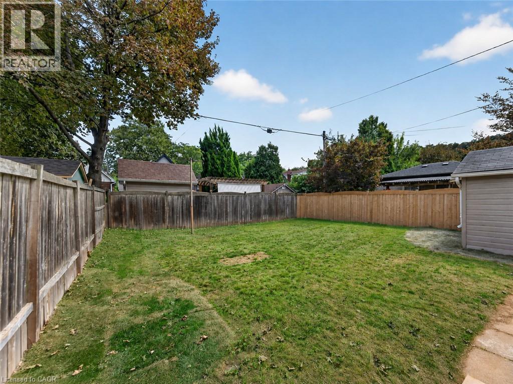 229 Park Row S Property Photo 37
