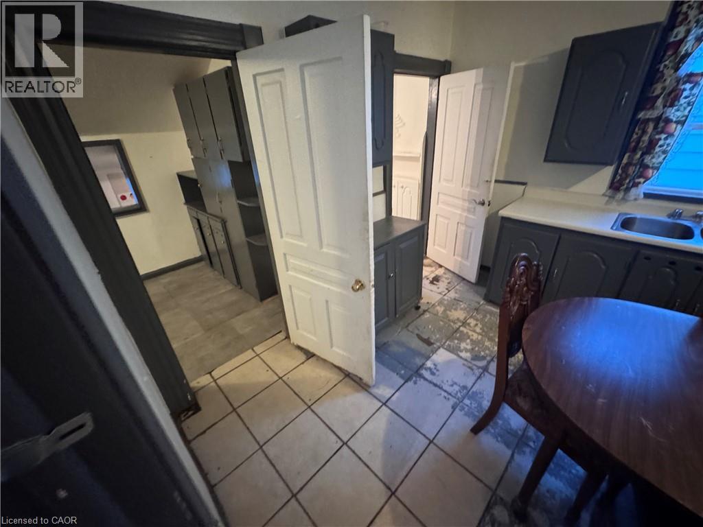 11 Rathmine Street Property Photo 15