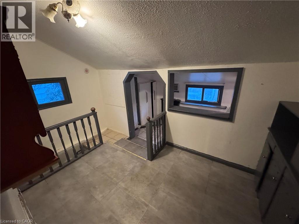 11 Rathmine Street Property Photo 21