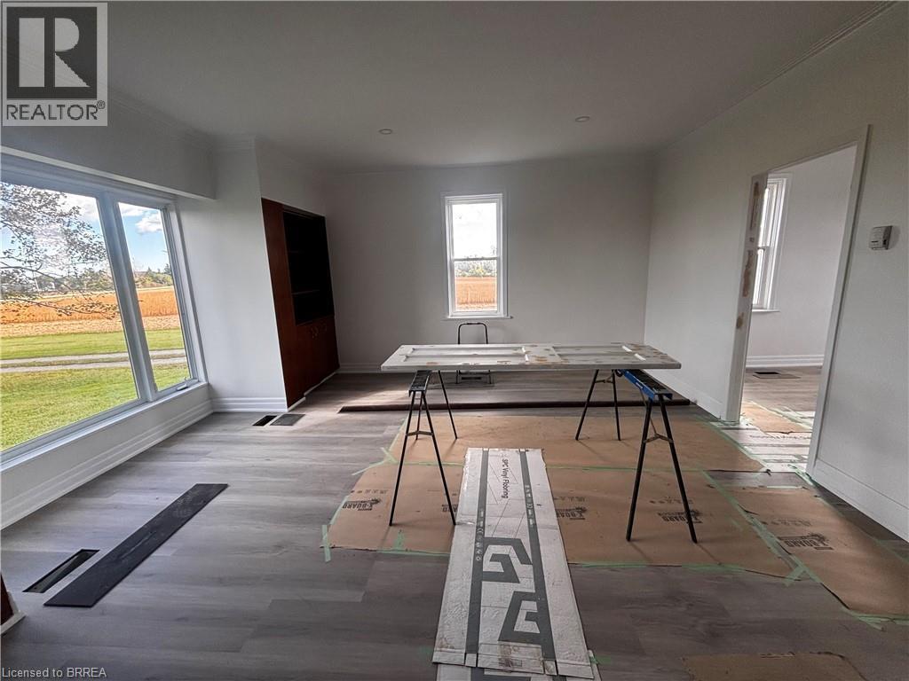 598 Mud Street E Property Photo 2