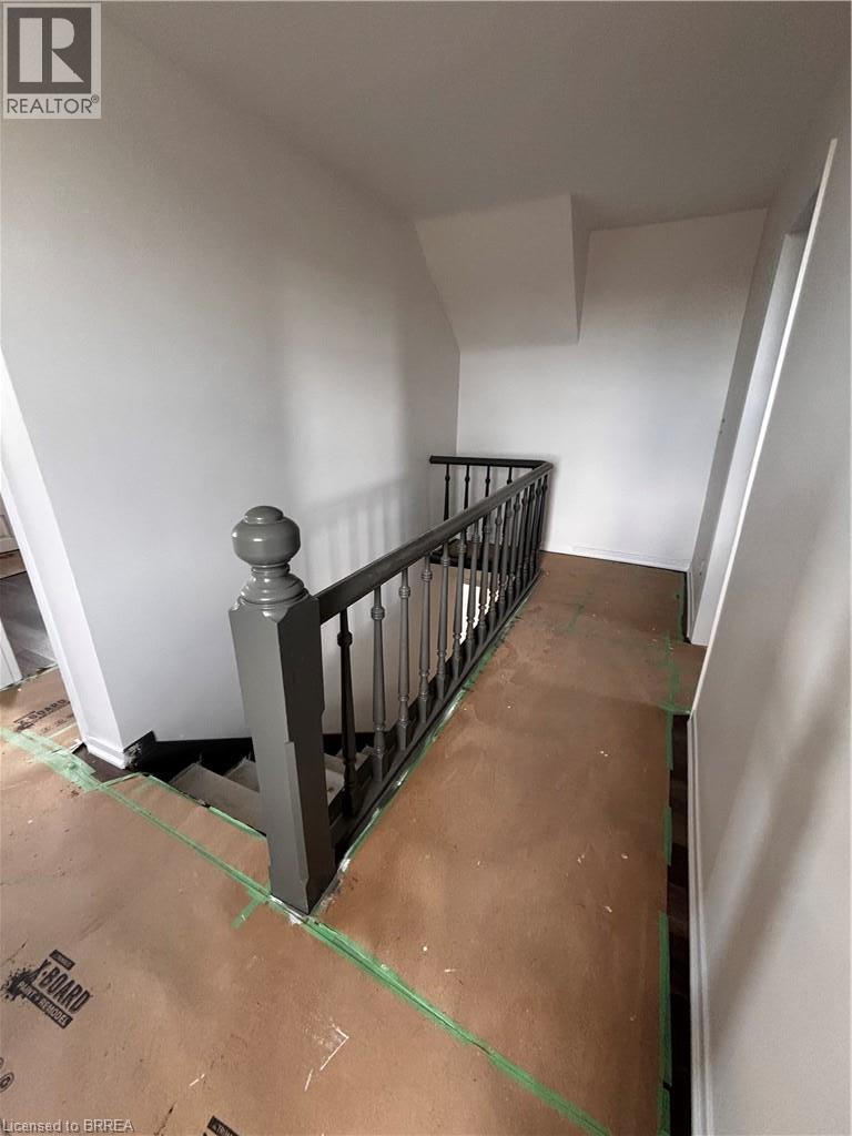 598 Mud Street E Property Photo 3