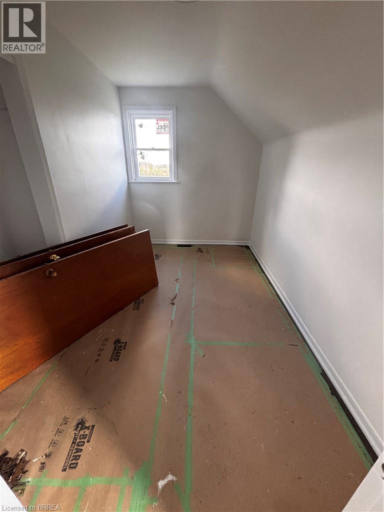 598 Mud Street E Property Photo 7