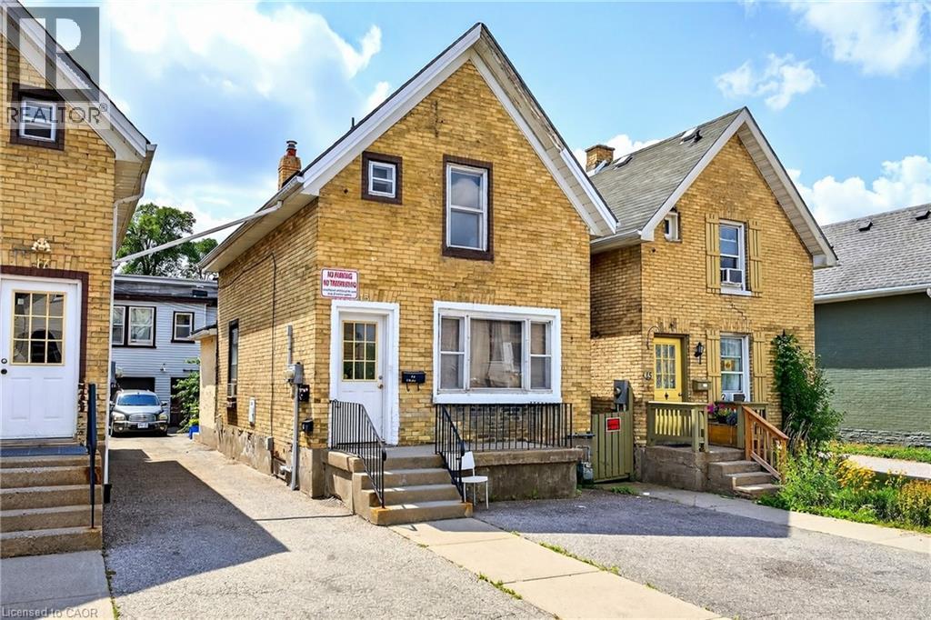 15 Warnock Street Unit# Upper Property Photo 1
